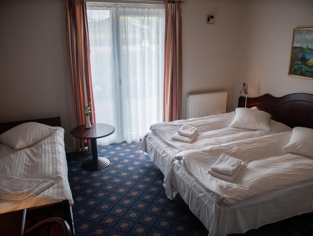 Hotel Sogarden Brørup エクステリア 写真