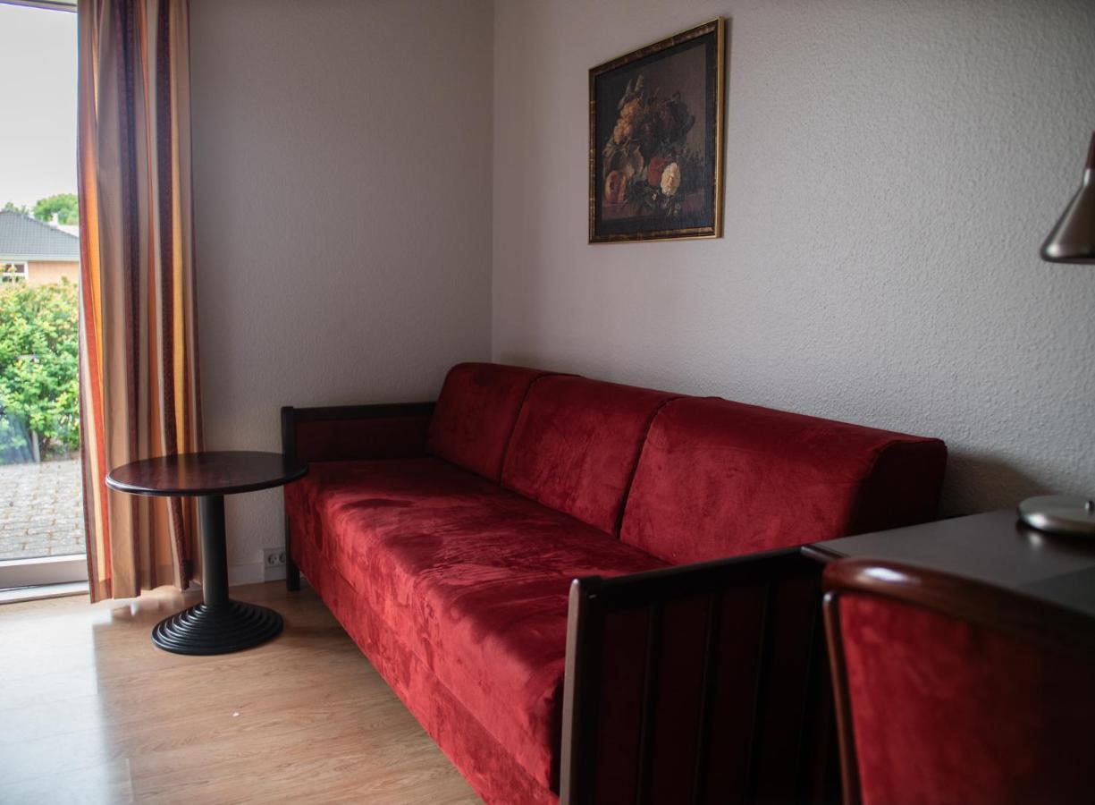 Hotel Sogarden Brørup エクステリア 写真