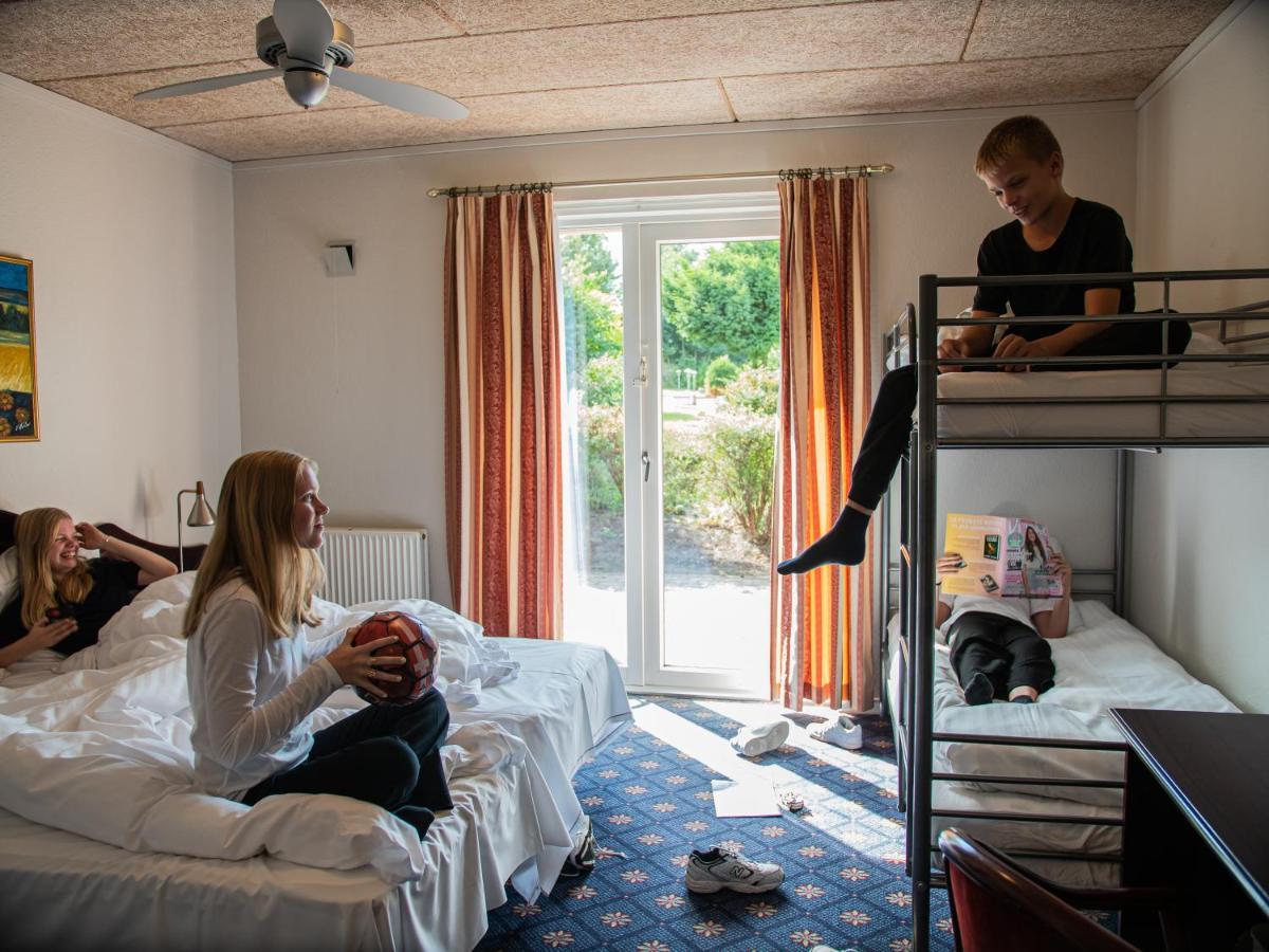 Hotel Sogarden Brørup エクステリア 写真