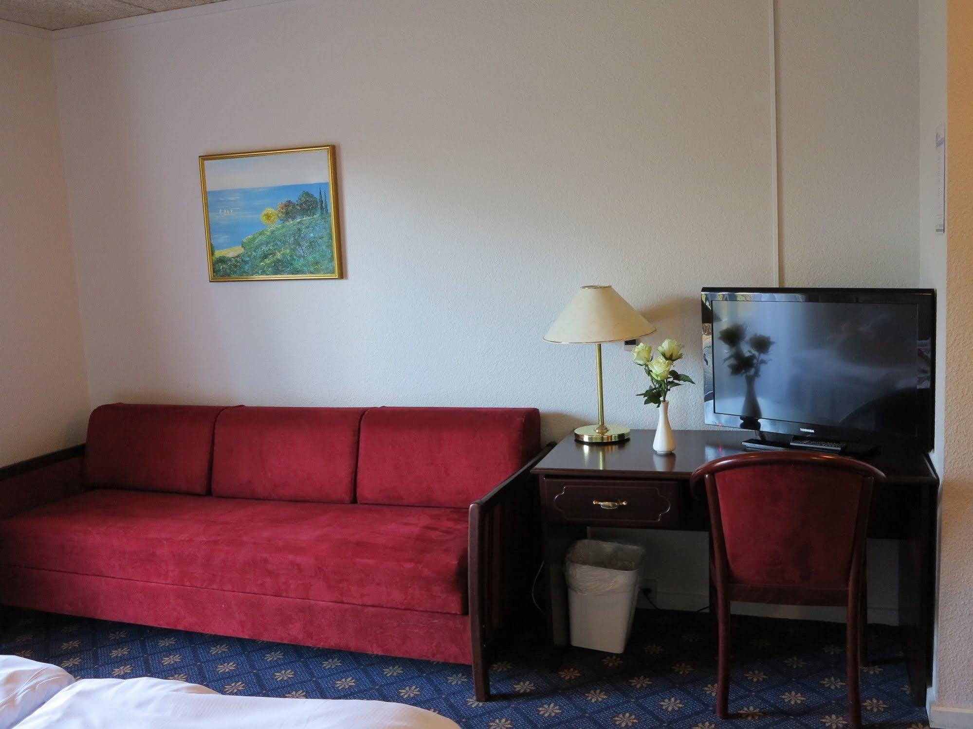 Hotel Sogarden Brørup エクステリア 写真