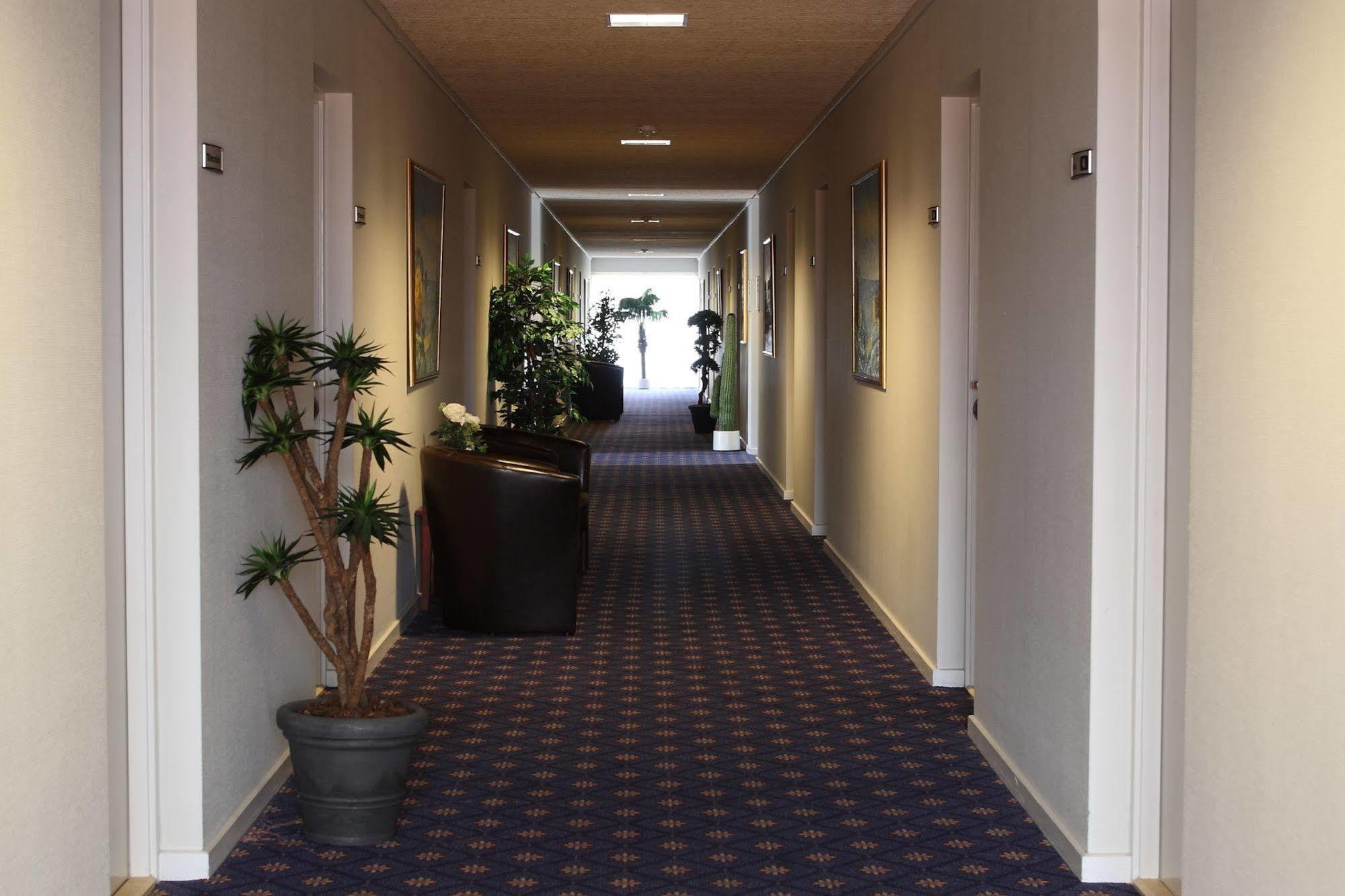 Hotel Sogarden Brørup エクステリア 写真